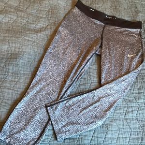 Nike Capri dry fit leggings